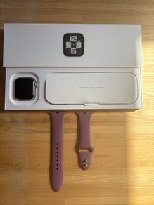 Apple Watch SE - 2nd Gen (Original Box)