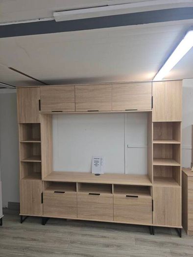 Feature & media walls
