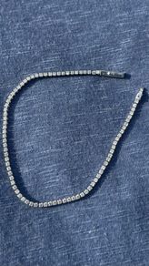 18k white gold  tennis bracelet