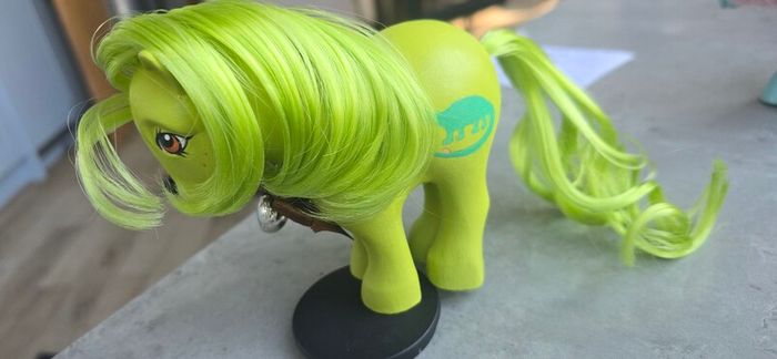 Custom Hand Painted Dinosaur using a 1982 MLP G1 My Little Pony