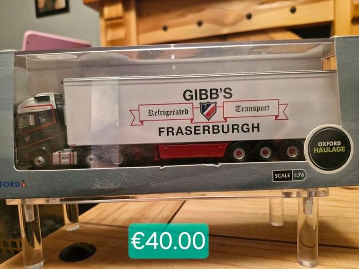 model buses/trucks
