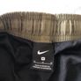 Mens Nike shorts size M Image 5