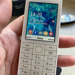 Nokia 515 white sim free unlocked