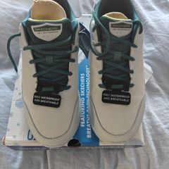 men's Skechers pro lite waterproof size 7