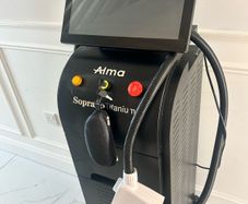 laser hair removal machine