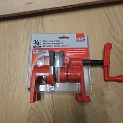 Woodworking pipe clamps