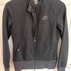 Nike Top.  Size M