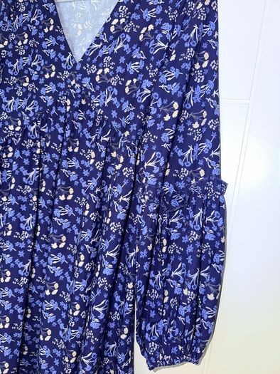In The Style Blue Floral Midi Dress - size UK 8