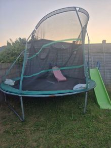 Trampoline and 2 slides