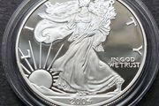 2004 - W American 1 oz Silver Eagle DCAM Proof coin