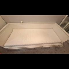 Pull out bed