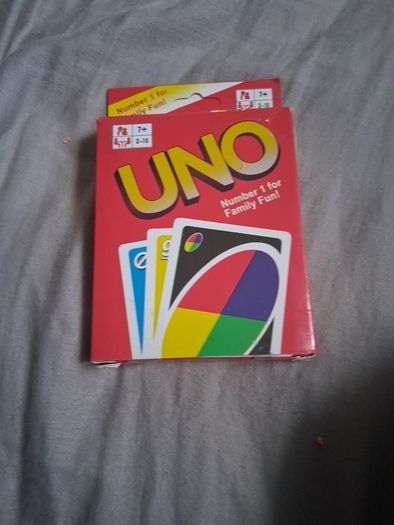 Uno Card game