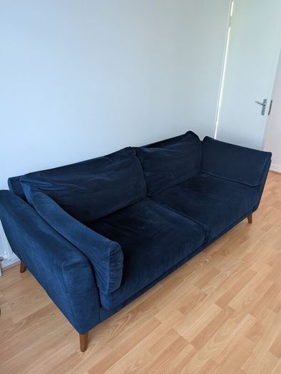 Beautiful Two-Seater Navy Suite