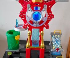 Playskool Heroes Marvel Ironman Tower