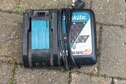 makita charger