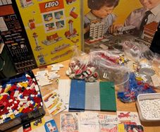 Rare Vintage 1960s LEGO System Collectors Collection