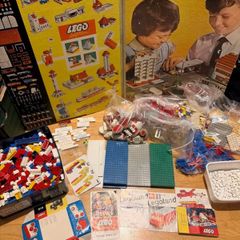 Rare Vintage 1960s LEGO System Collectors Collection