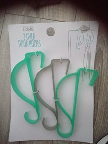 BNWT 3 Over Door Hooks