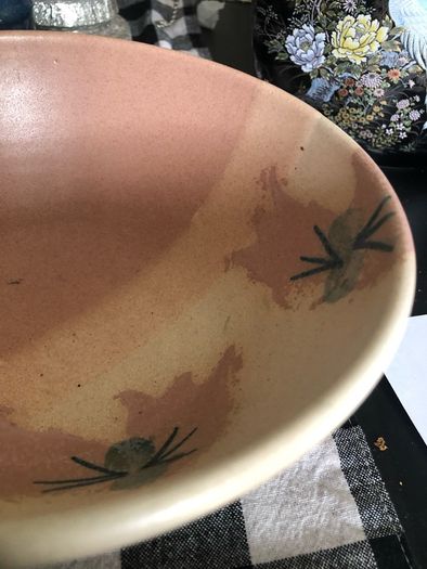 Pretty pottery bowl