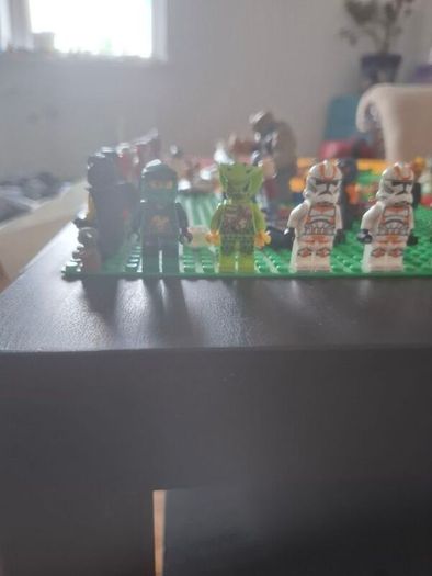 Lego and Lego Table
