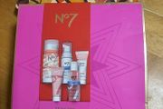 No7 Skincare Essentials Set / 5 Pieces / NEW