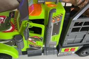 Super Wheelz Lights &amp; Sounds Dinosaur Hauler
