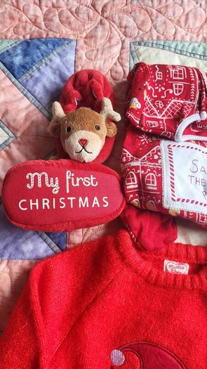 6-9mths xmas sleep sets