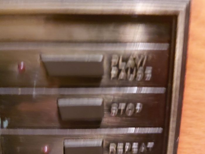 Replica vintage music system, 3 CD changer, Radio, Tape and Phono (Record Player) in lovely wooden Box Model Cl-1018, in very good condition