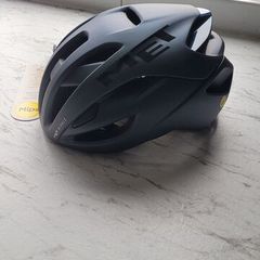Met Rivale helmet