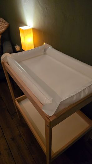 Sniglar Changing Table, Mat & Cover