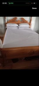 Four poster bed