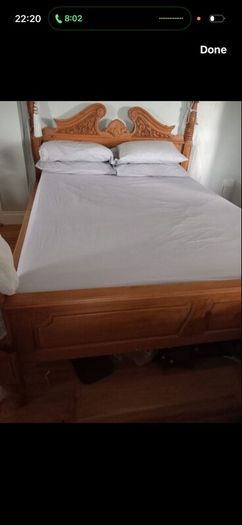 Four poster bed