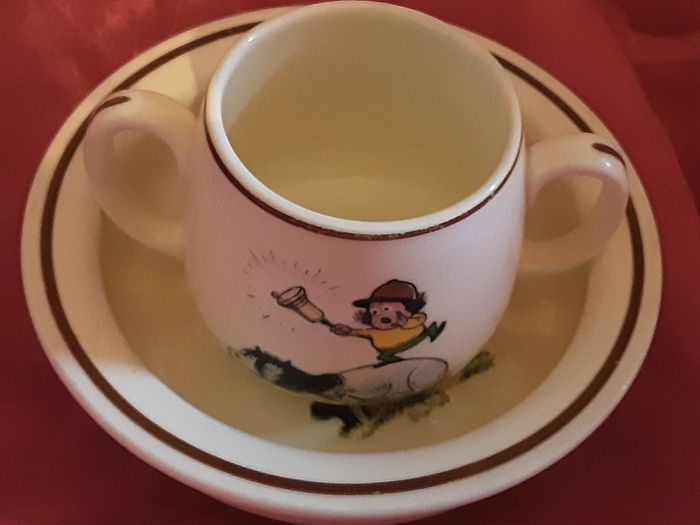 Nice vintage baby bowl and mug