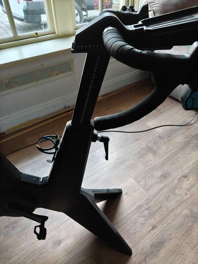 Tacx neo smart bike