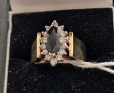 14ct  gold diamond &sapphire ring