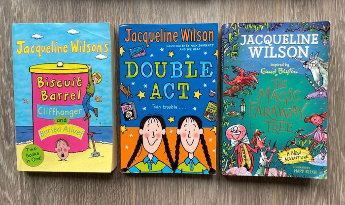 Children Books / Kids Books - ANY 3 BOOKS FOR E10