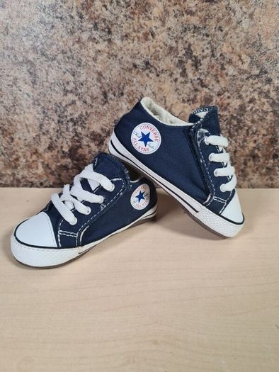 baby CONVERSE trainers runners shoes navy velcro fastened Size UK 3 EU 19  11.5cm infants