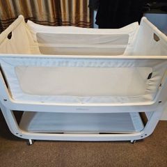 SnuzPod 5 Bedside Crib - White