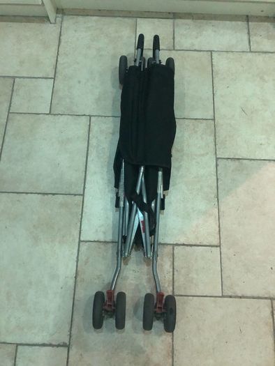 Travel pushchair