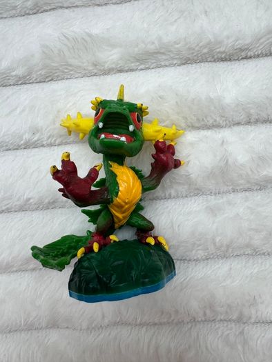 Skylanders Spyros Adventure Camo Activision Used Please see pictures