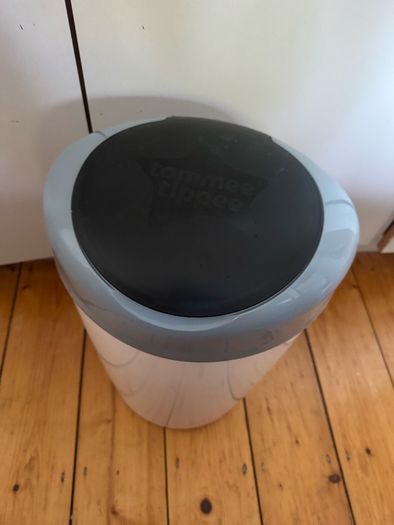 Tommy Tepee nappy bin