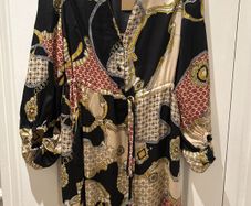 Black dress printed BNWT Villa