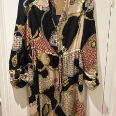 Black dress printed BNWT Villa