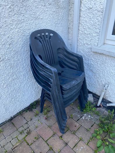 6 garden chairs
