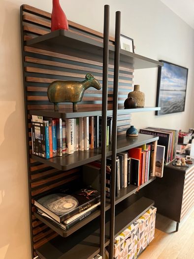 Shelving unit/bookcase