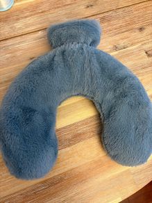 Hot water bottle