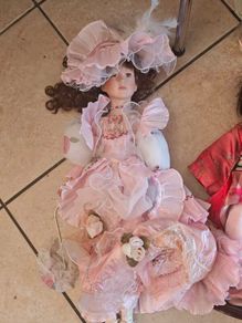 vintage porcelain dolls job lot perfect condition with certificates