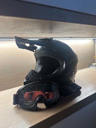 Full face helmet