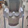 High chair Image 4