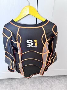 Protective jacket